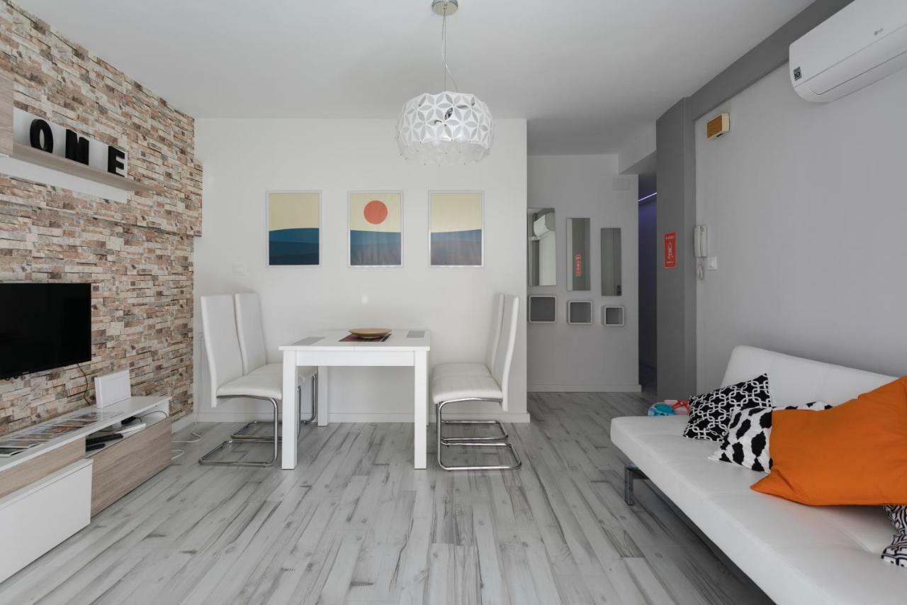 Apartamento Deluxe A 50M De Playa - Aire Wifi Gandia Bagian luar foto